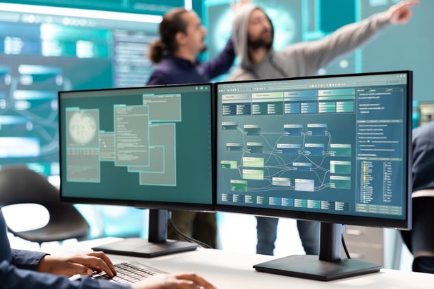 cyber-security-experts-working-on-spyware-and-malw-2025-02-20-01-58-22-utc